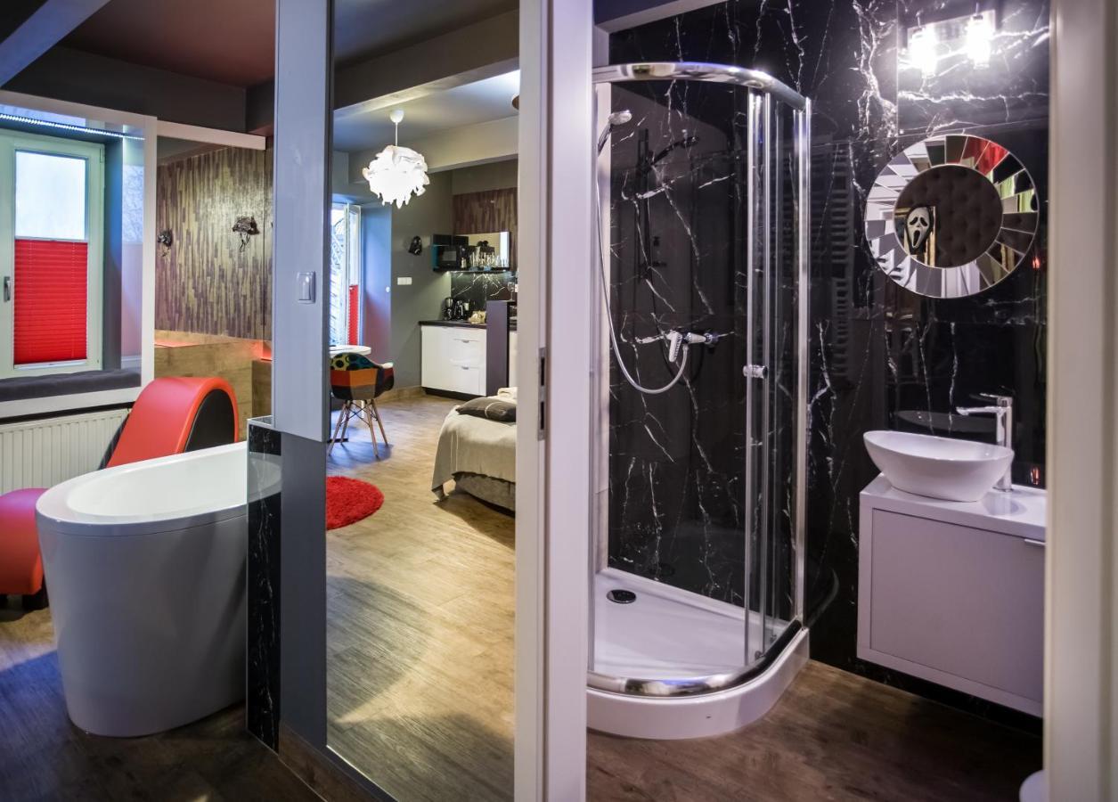 Yourplace Romantic Apartment With Private Patio Krakov Exteriér fotografie